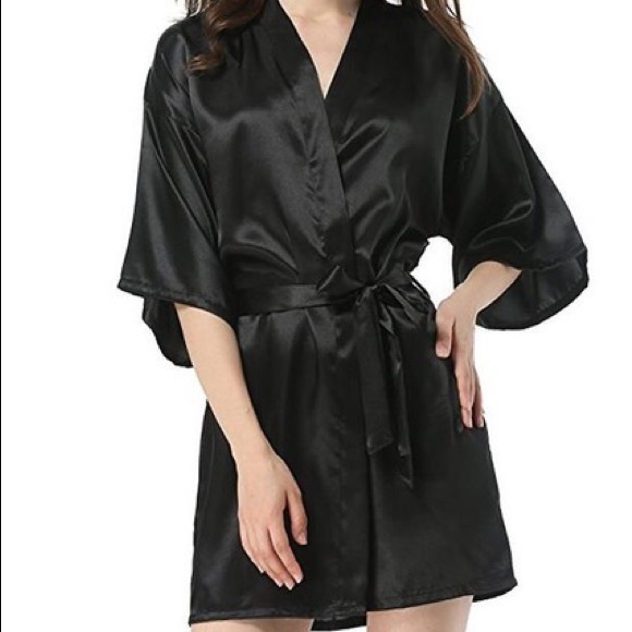 Black Silk Robe - Picture 4 of 4